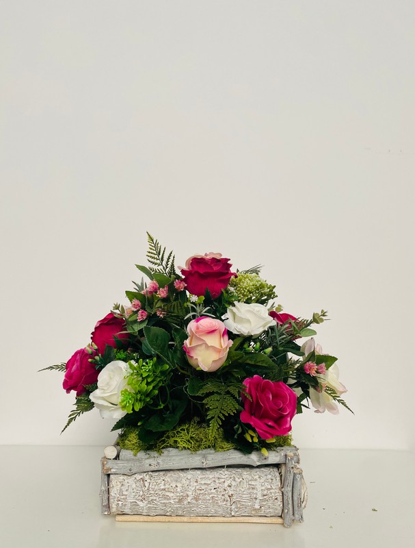 Centro de flores artificiales de rosas 34x34cm